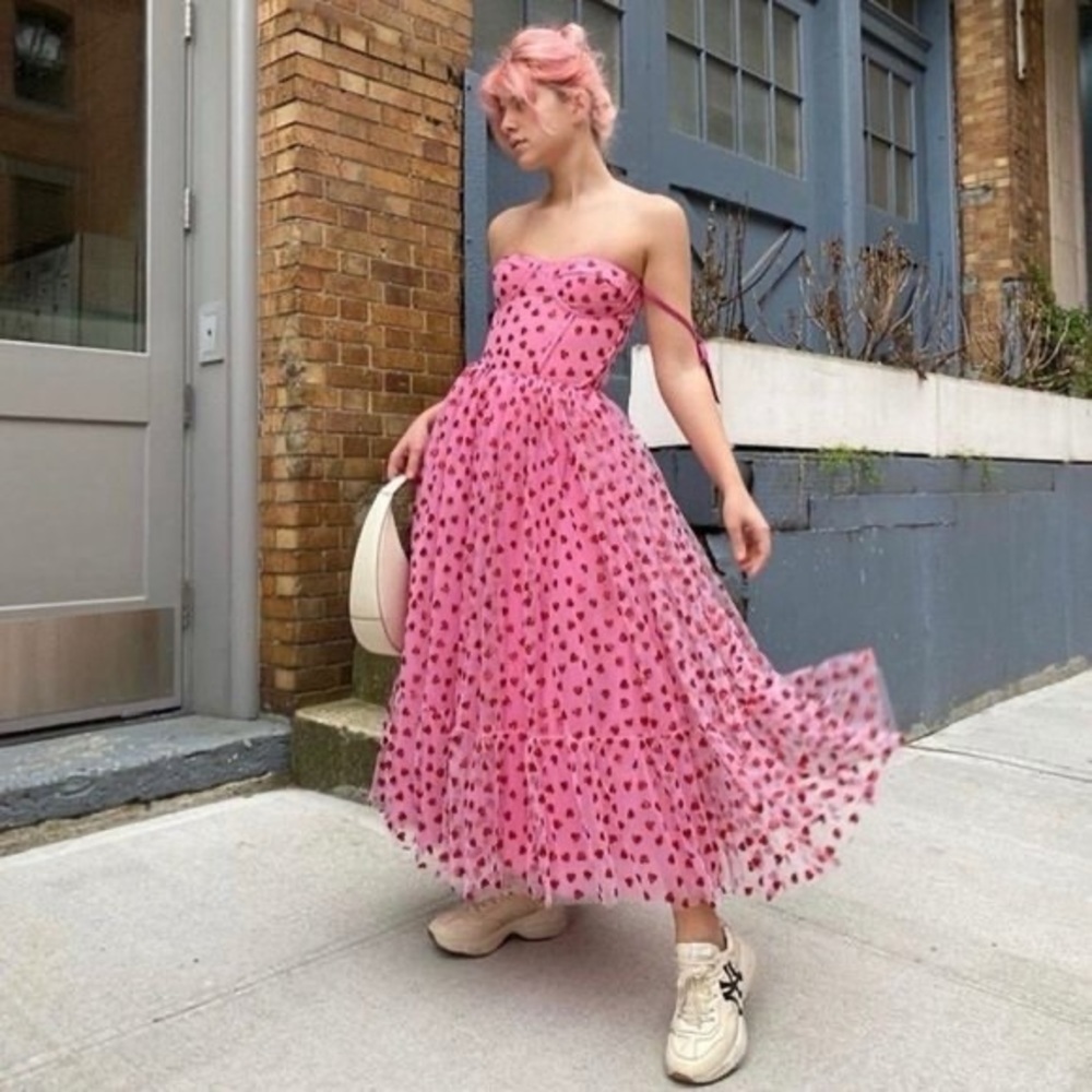 NWT Betsey Johnson Viral Heart Print VALENTINES DAY Dress in Pale Pink Trending - Picture 2 of 13